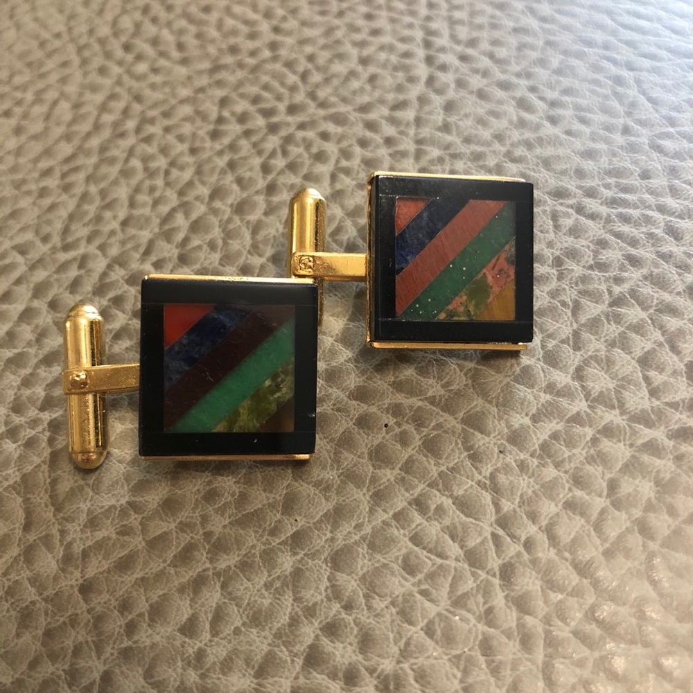 Man/Woman cuff links